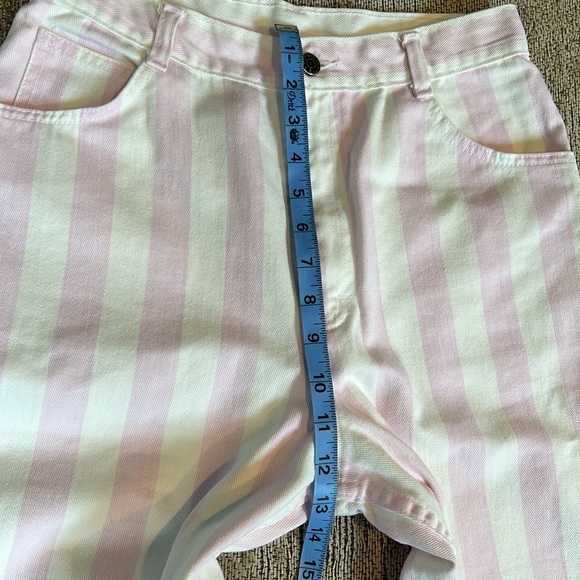 Vertical pink and white striped vintage long shorts/capris by No Excuses - Picture 4 of 6
